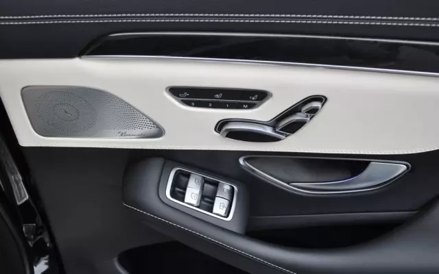 MERCEDES-BENZ Klasa S 500 4-Matic L 9G-TRONIC