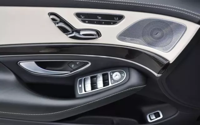 MERCEDES-BENZ Klasa S 500 4-Matic L 9G-TRONIC