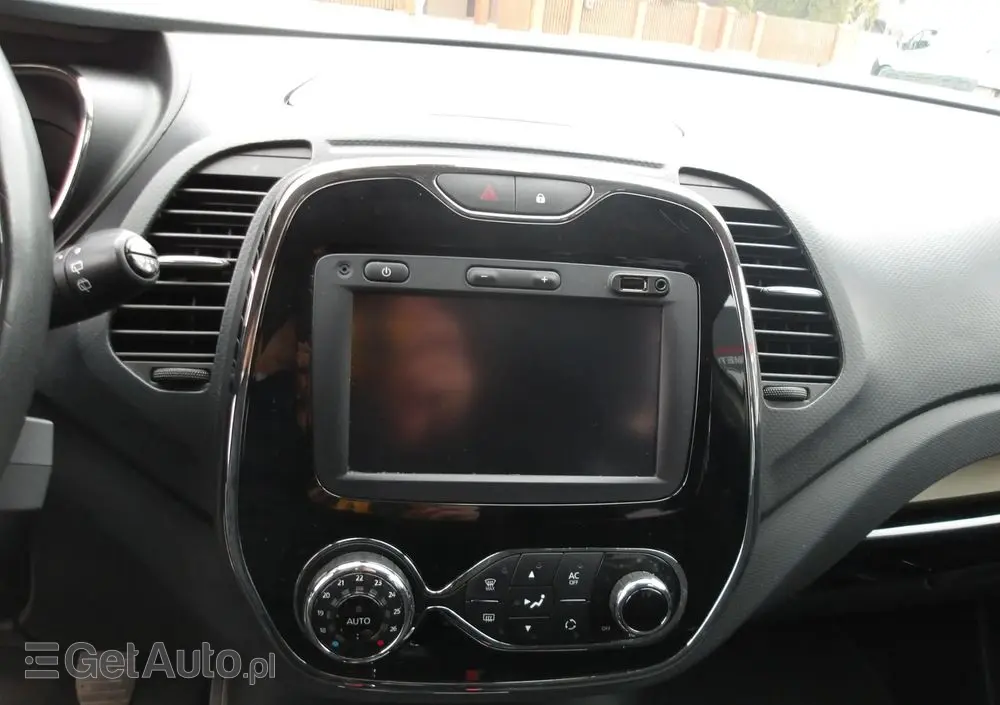RENAULT Captur 0.9 Energy TCe Zen