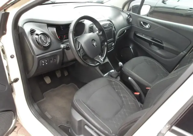 RENAULT Captur 0.9 Energy TCe Zen