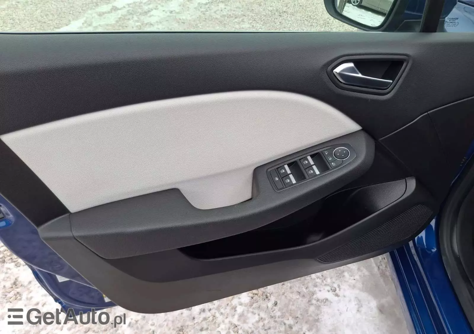 RENAULT Clio 1.0 TCe Intens