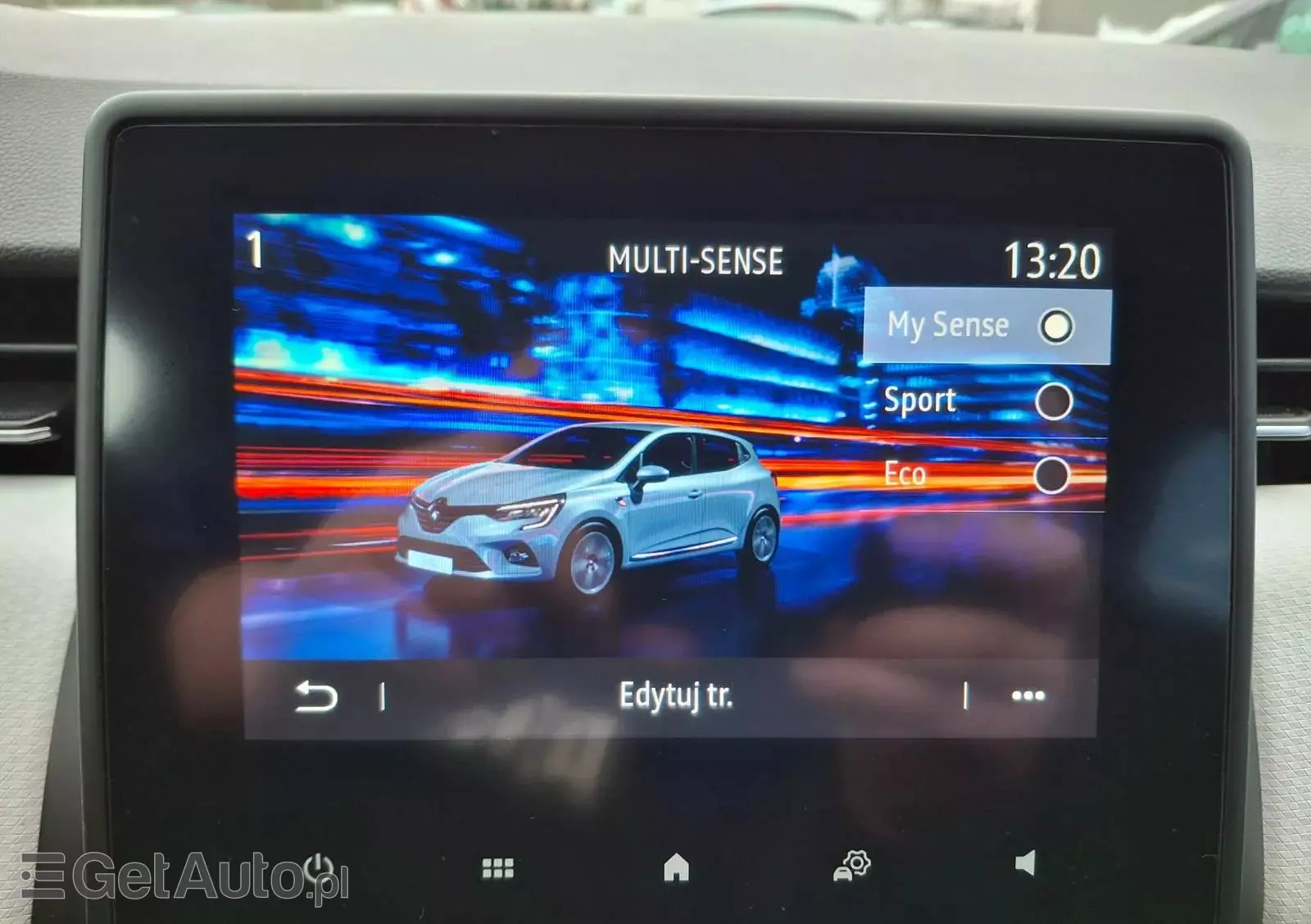 RENAULT Clio 1.0 TCe Intens