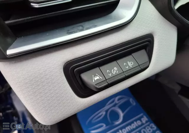 RENAULT Clio 1.0 TCe Intens