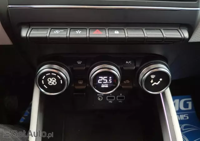 RENAULT Clio 1.0 TCe Intens