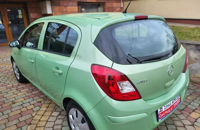 OPEL Corsa 