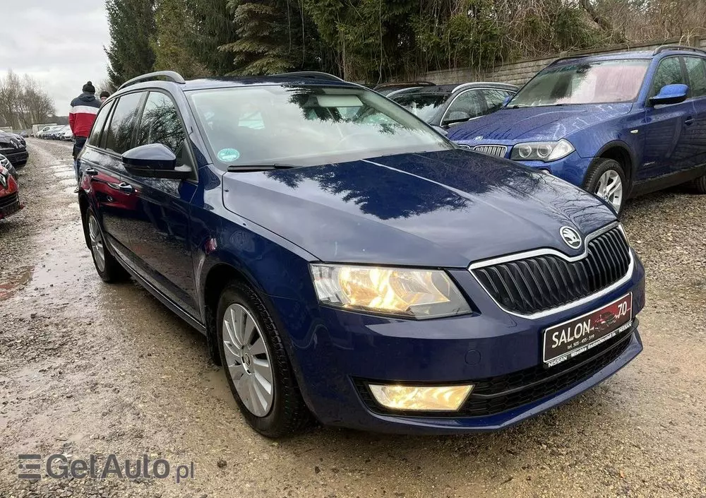 SKODA Octavia 