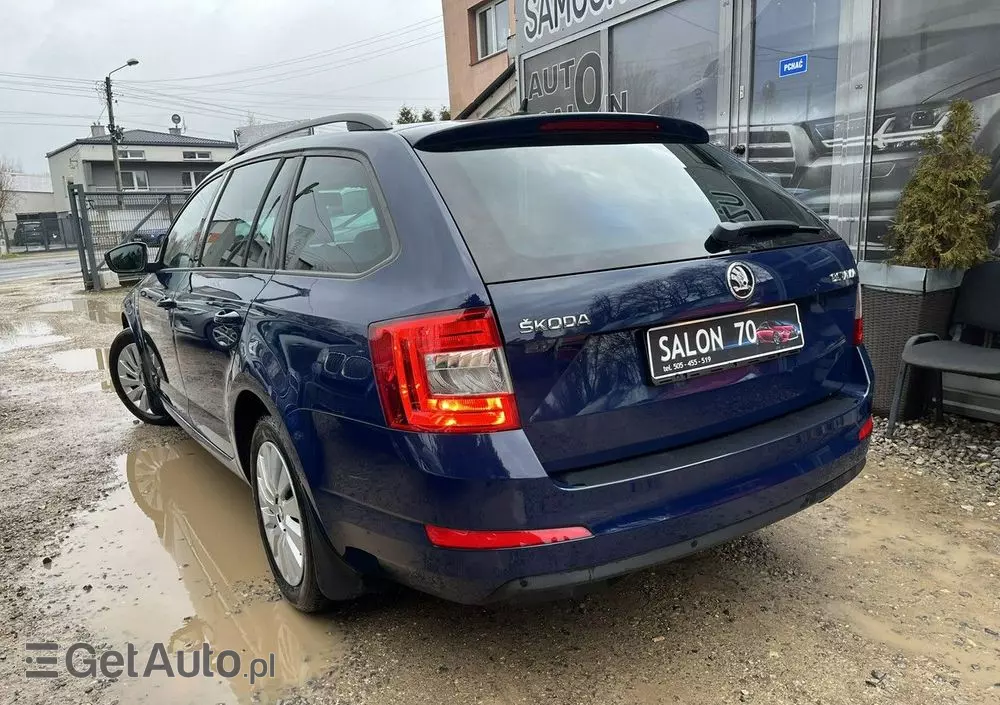 SKODA Octavia 