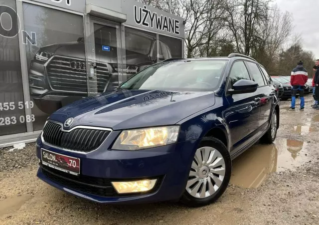 SKODA Octavia 