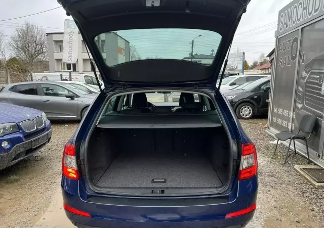 SKODA Octavia 