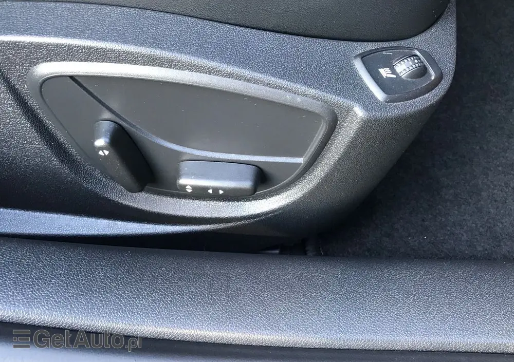 RENAULT Laguna 2.0 16V Turbo Initiale
