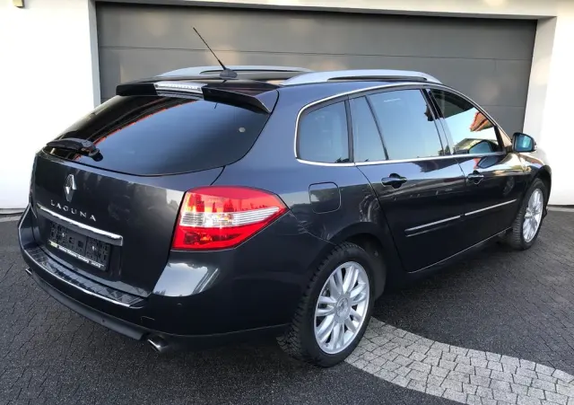RENAULT Laguna 2.0 16V Turbo Initiale