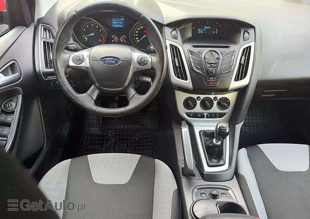 FORD Focus Turnier 1.0 EcoBoost Start-Stopp-System Champions Edition