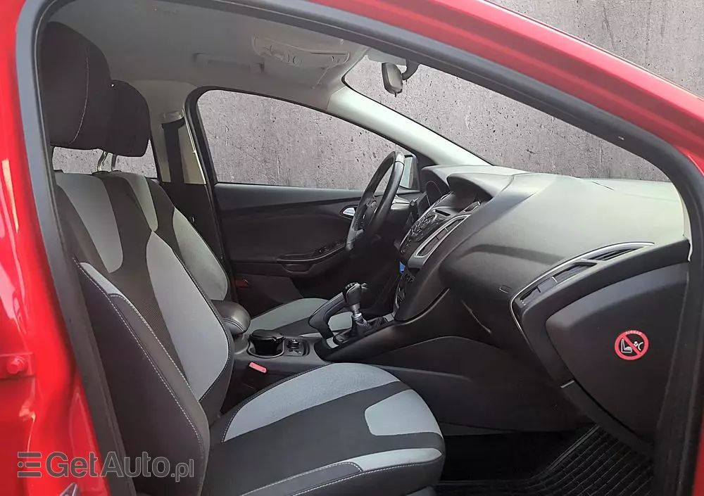 FORD Focus Turnier 1.0 EcoBoost Start-Stopp-System Champions Edition