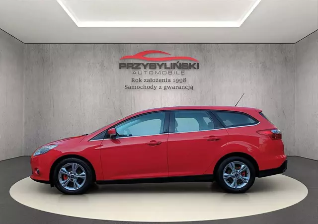 FORD Focus Turnier 1.0 EcoBoost Start-Stopp-System Champions Edition