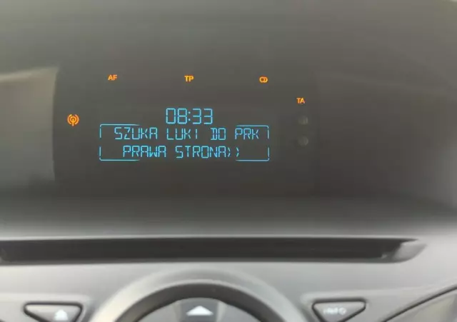 FORD Focus Turnier 1.0 EcoBoost Start-Stopp-System Champions Edition