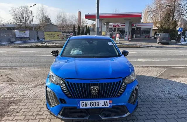 PEUGEOT 2008 
