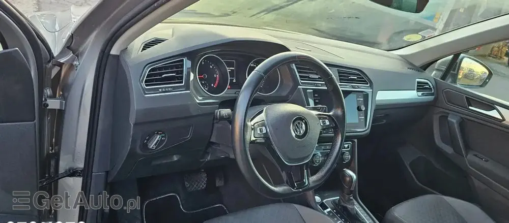 VOLKSWAGEN Tiguan 2.0 TDI SCR (BlueMotion Technology) DSG Comfortline