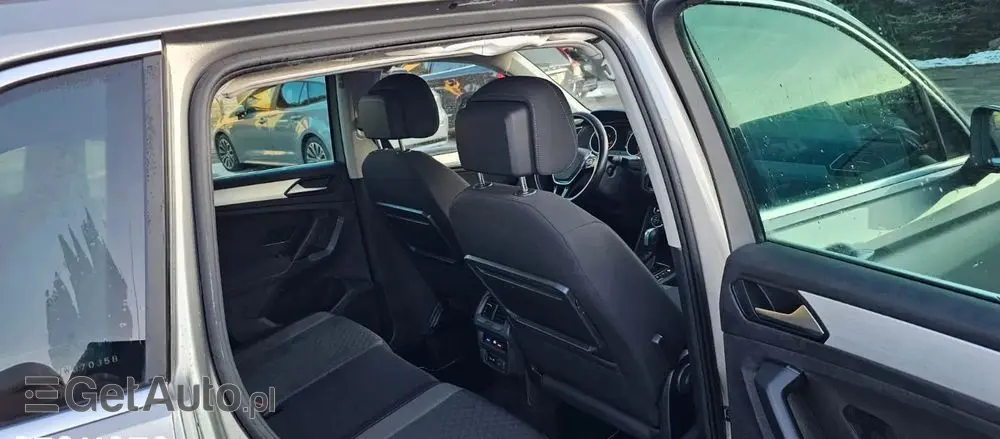 VOLKSWAGEN Tiguan 2.0 TDI SCR (BlueMotion Technology) DSG Comfortline
