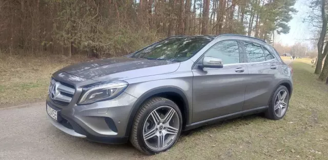 MERCEDES-BENZ GLA 