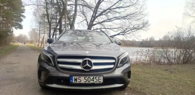 MERCEDES-BENZ GLA 