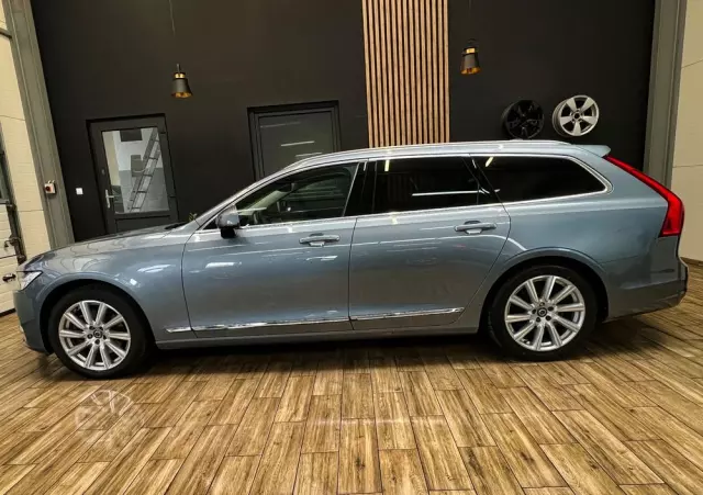 VOLVO V90 D5 AWD Geartronic Inscription
