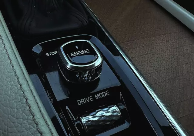 VOLVO V90 D5 AWD Geartronic Inscription