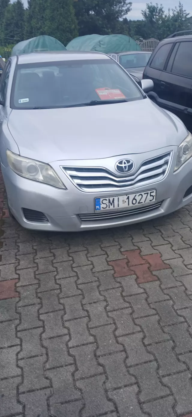 TOYOTA Camry 2.5 (178 KM) Automatic