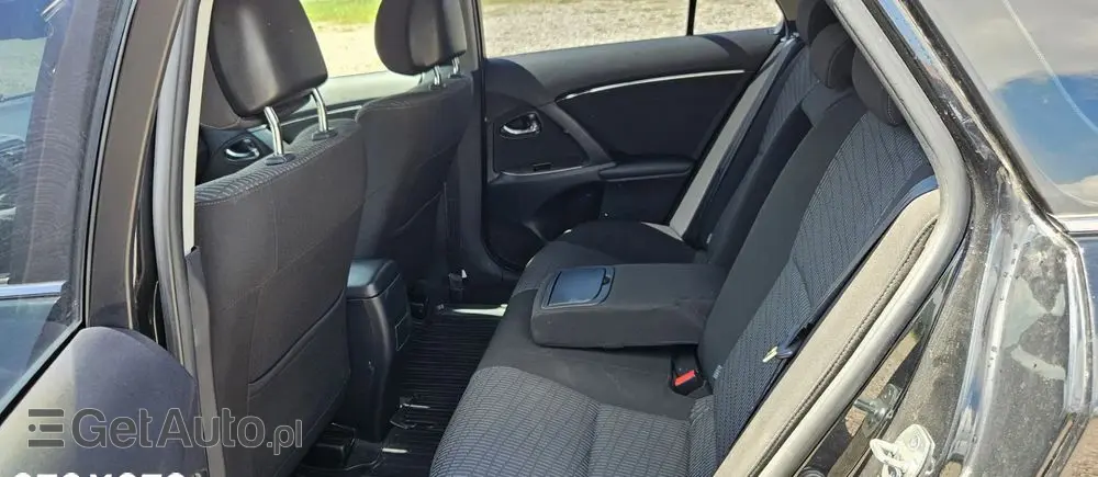 TOYOTA Avensis 1.8 Edition