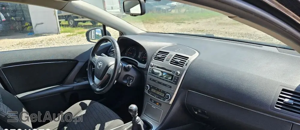 TOYOTA Avensis 1.8 Edition