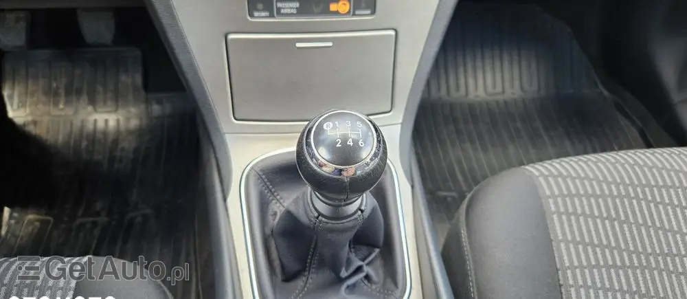 TOYOTA Avensis 1.8 Edition