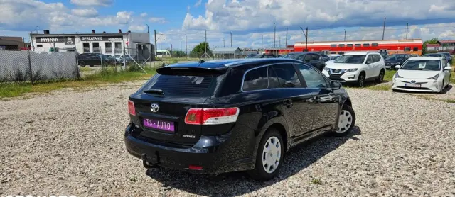 TOYOTA Avensis 1.8 Edition