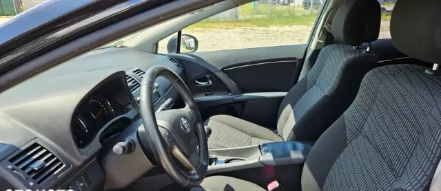 TOYOTA Avensis 1.8 Edition