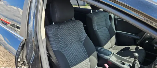 TOYOTA Avensis 1.8 Edition
