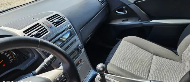 TOYOTA Avensis 1.8 Edition