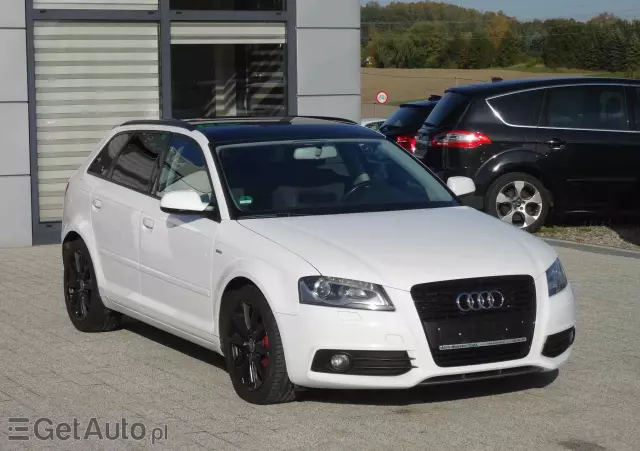 AUDI A3 1.8 TFSI Sportback S tronic S line Sportpaket (plus)