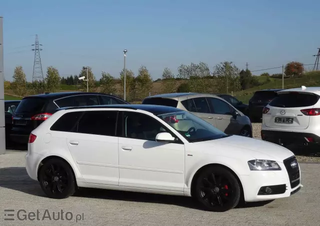 AUDI A3 1.8 TFSI Sportback S tronic S line Sportpaket (plus)