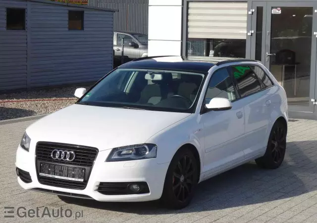 AUDI A3 1.8 TFSI Sportback S tronic S line Sportpaket (plus)