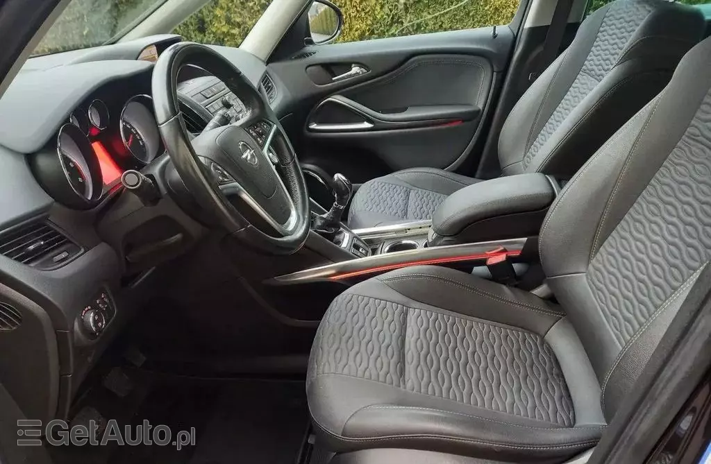 OPEL Zafira 