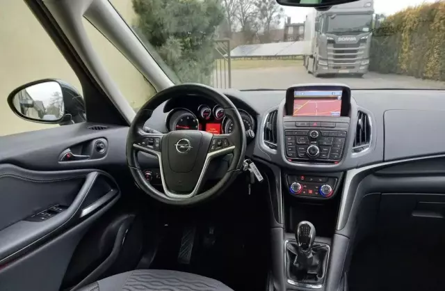 OPEL Zafira 