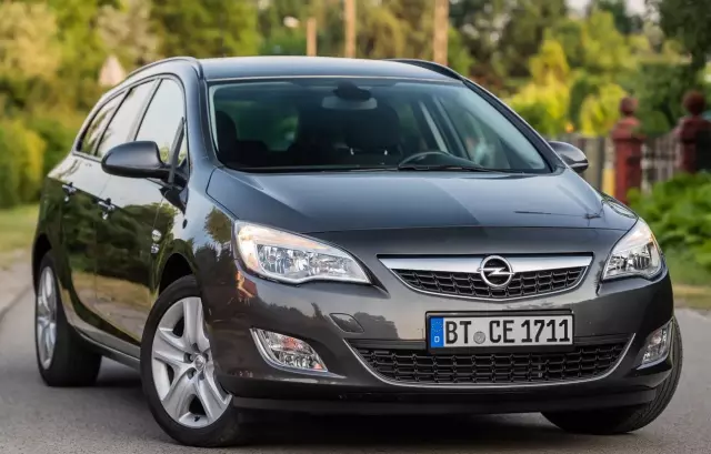 OPEL Astra 