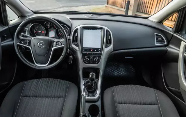 OPEL Astra 