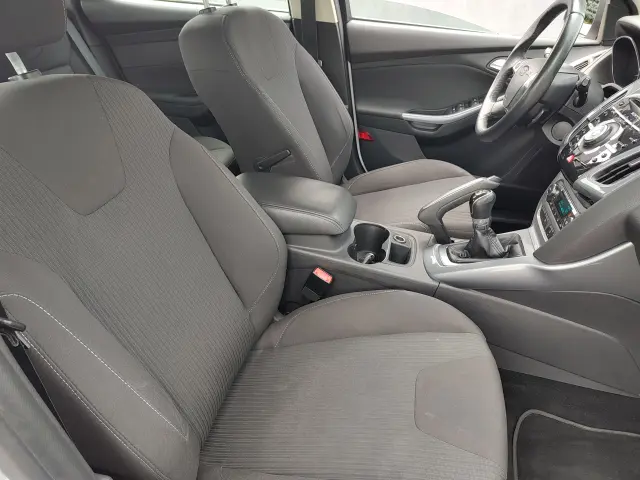 FORD Focus Titanium