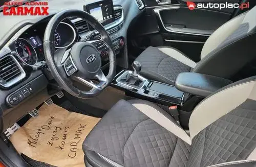 KIA Proceed 