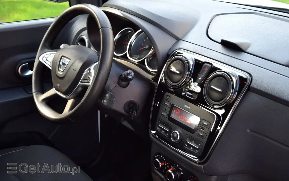 DACIA Lodgy 1.3 TCe Stepway S&S