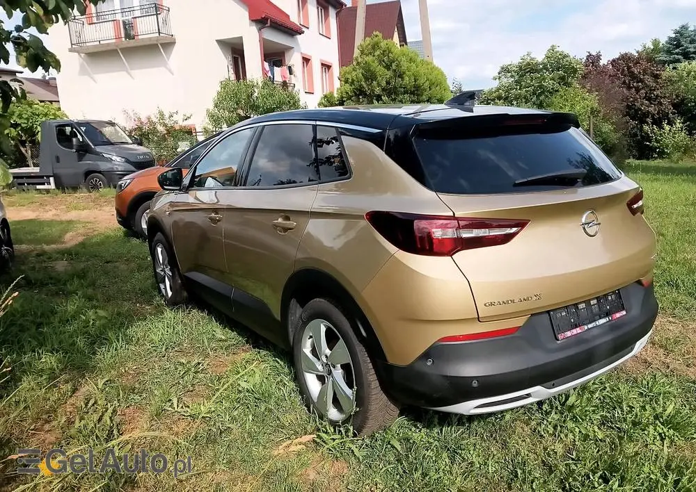OPEL Grandland X 1.2 Start/Stop Business INNOVATION