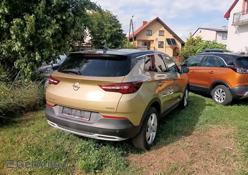 OPEL Grandland X 1.2 Start/Stop Business INNOVATION