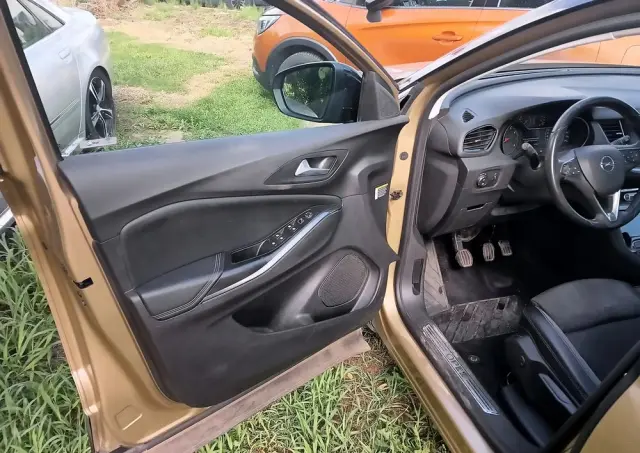 OPEL Grandland X 1.2 Start/Stop Business INNOVATION