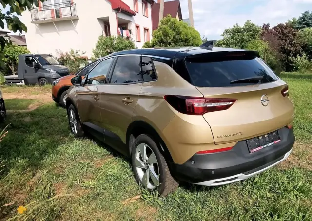 OPEL Grandland X 1.2 Start/Stop Business INNOVATION