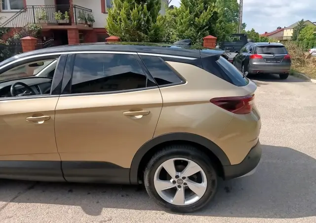 OPEL Grandland X 1.2 Start/Stop Business INNOVATION