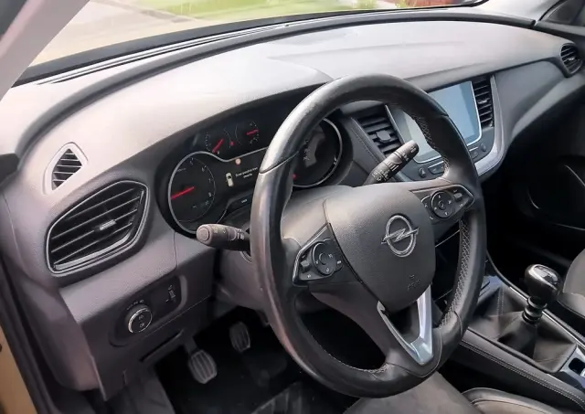 OPEL Grandland X 1.2 Start/Stop Business INNOVATION